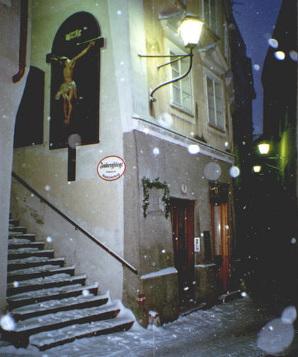 Research on Silent Night, Holy Night
1990 an exposé, in 1993 the first book is published. In 1995 the Joseph Mohr autograph from 1816 is discovered. 1996 the Joseph Mohr Museum in Steingasse 9 opens.  Please go to  Silent-Night-Museum.org for more information.